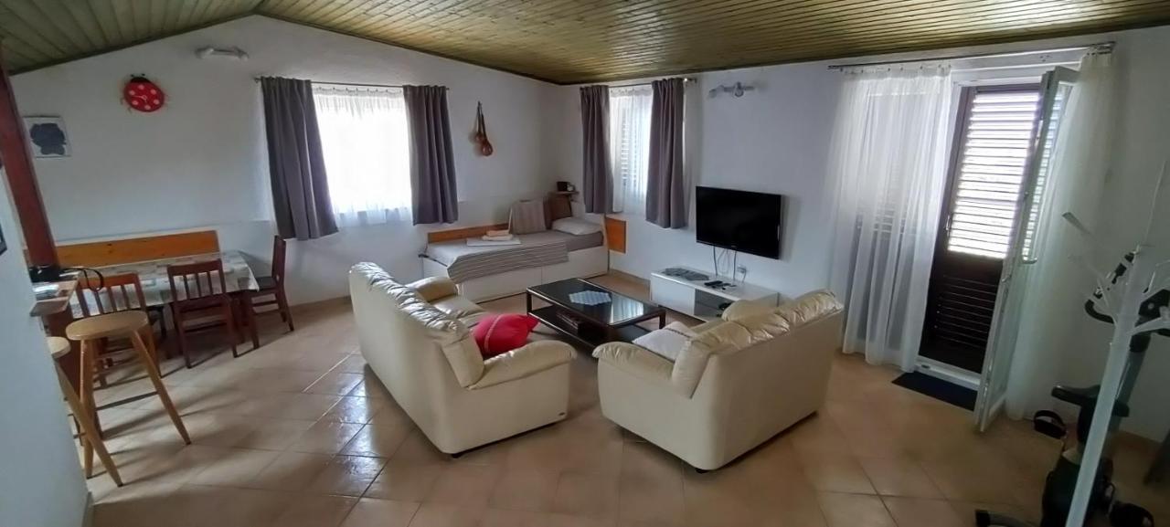 Апартаменты House Elan Корнич Экстерьер фото